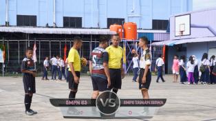 Tim Futsal SMPN 53 Batam berhasil Menang 2-0 Melawan SMPS Taman Siswa di Putera Batam Futsal Cup 202